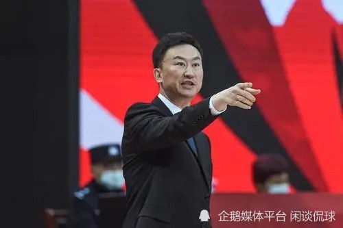 卡尔莫纳将继续留在俱乐部，担任副主席。